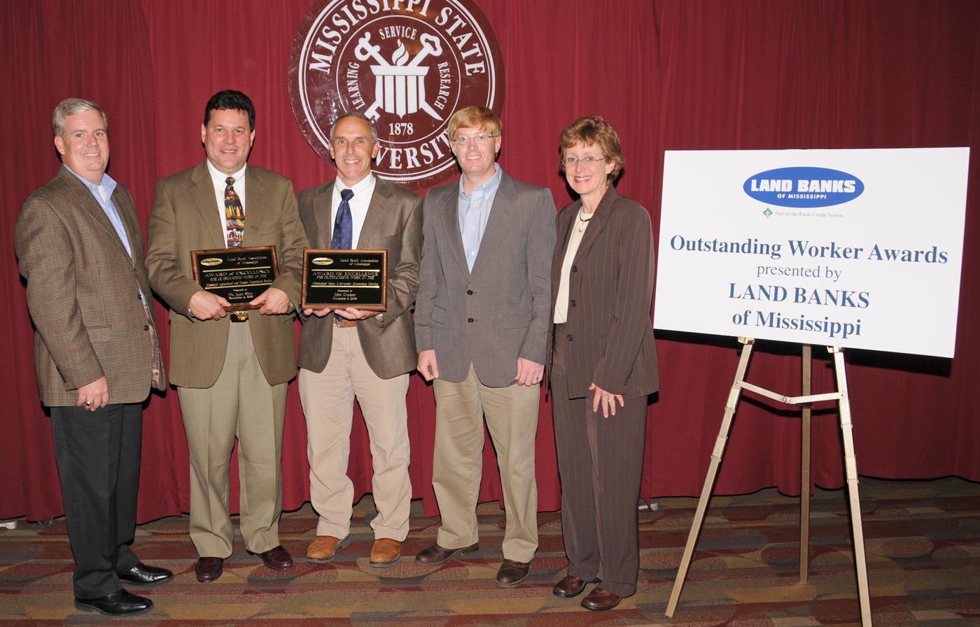 Federal Land Bank Association of South Mississippi Senior Vice President Gary Blair; Juan Silva; Professor, Food Science, Nutrition and Health Promotion; Outstanding MAFES Worker Award; John Coccaro; Warren County Extension Director; Outstanding Extension Worker Award; Land Bank North Vice President and Tupelo Branch Manager Joe Mallard; and MSU Interim Vice President for Agriculture; Forestry and Veterinary Medicine Melissa Mixon.